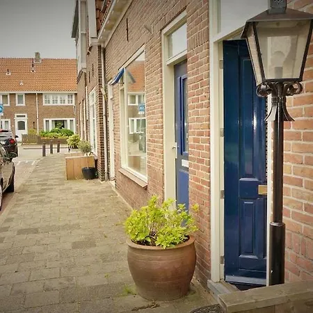 Sandy Bum Beach House Vakantiehuis *