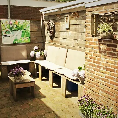 Sandy Bum Beach House * Egmond aan Zee